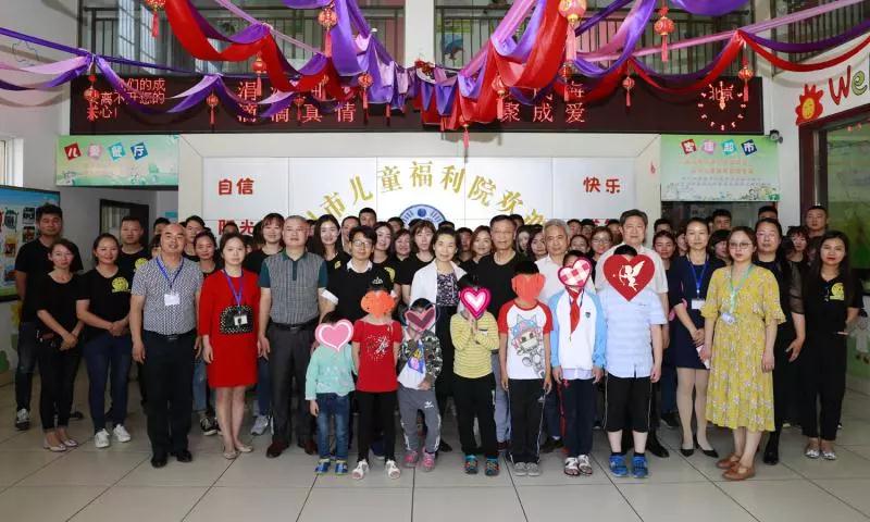 弘揚(yáng)傳統(tǒng)美德，關(guān)愛(ài)兒童成長(zhǎng)----首屆“魅力隨州，多彩程力”抖音大賽捐贈(zèng)公益活動(dòng)紀(jì)實(shí)