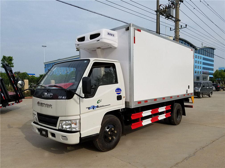 程力威CLW5041XLCJ5冷藏車(chē)