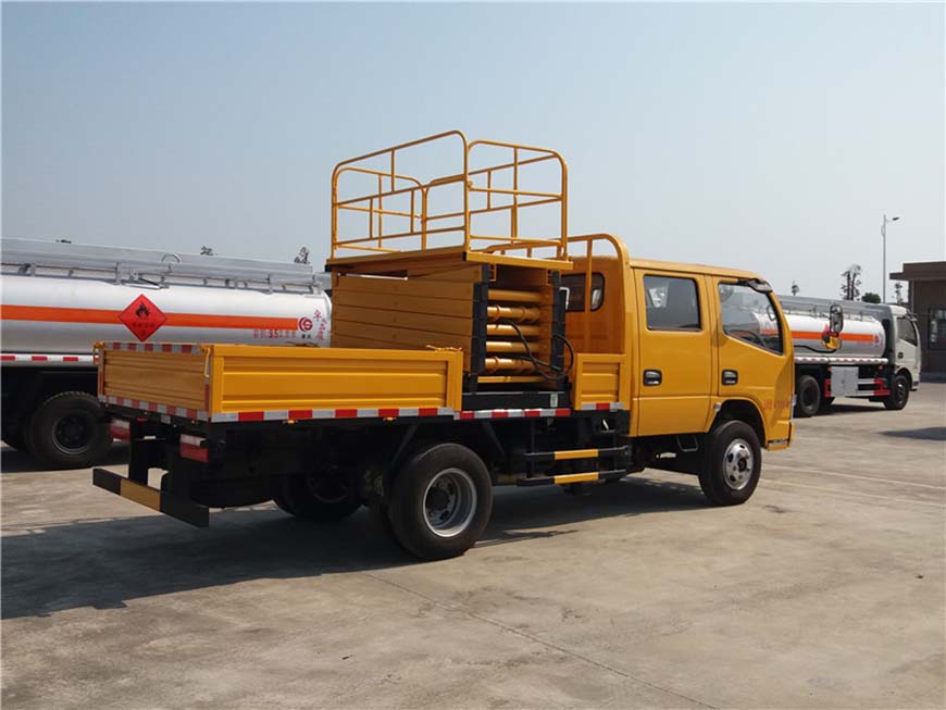東風(fēng)8米、10米升降平臺(tái)車(chē)