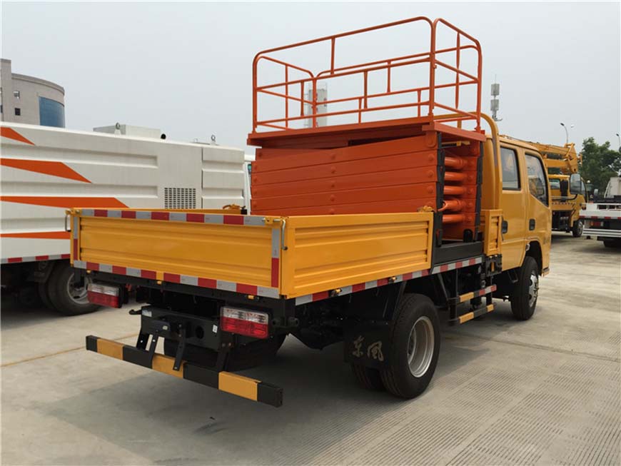 東風(fēng)8米、10米升降平臺(tái)車(chē)