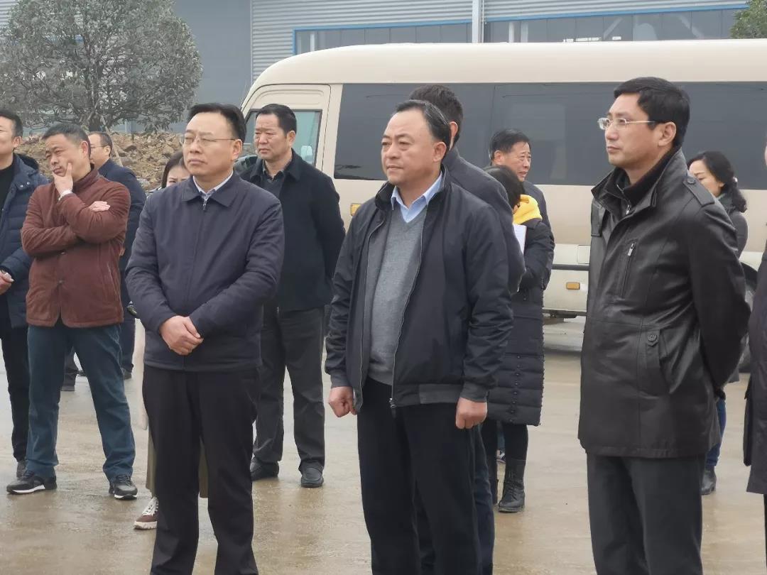 隨州市委、市人大代表團(tuán)蒞臨程力集團(tuán)商用車產(chǎn)業(yè)園視察