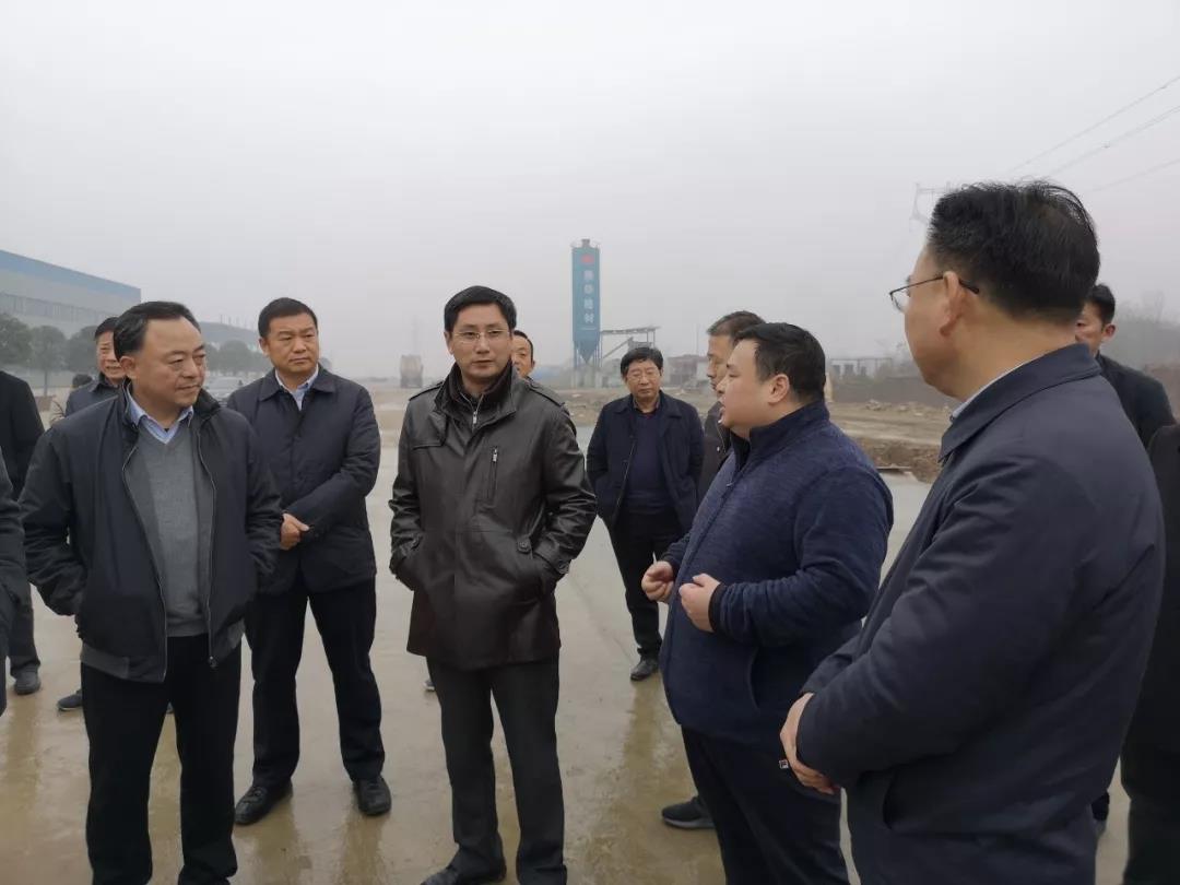 隨州市委、市人大代表團(tuán)蒞臨程力集團(tuán)商用車產(chǎn)業(yè)園視察